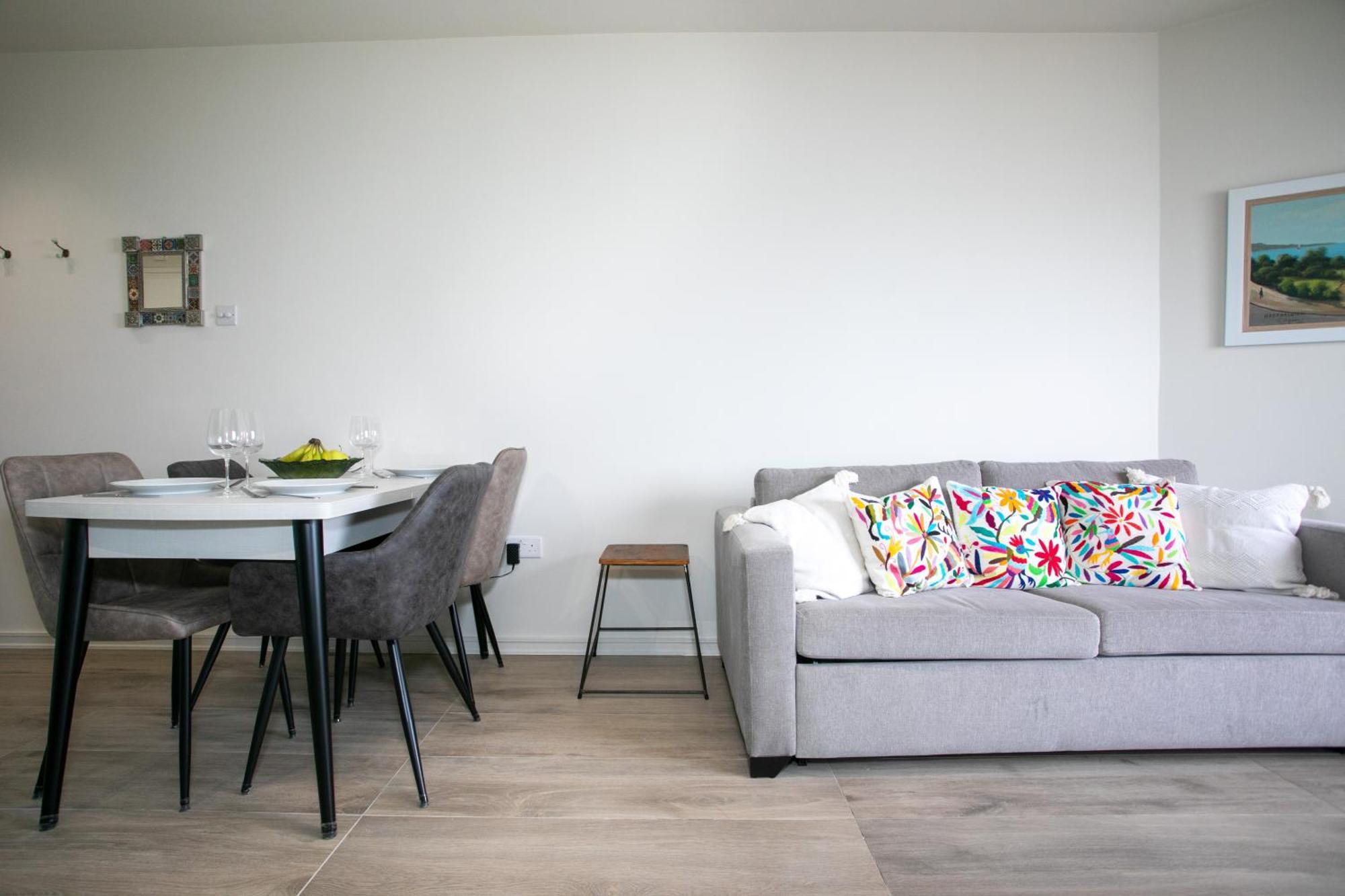 Palmove Luxurious Beachfront Apt ラルナカ エクステリア 写真